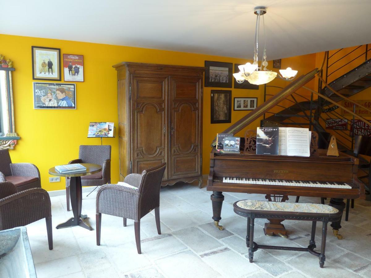 Le Piano Hotel Biesles Eksteriør billede
